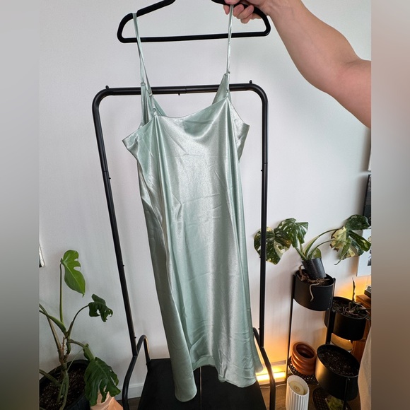 Elegant Satin Slip Dress in Light Green - Picture 4 of 4